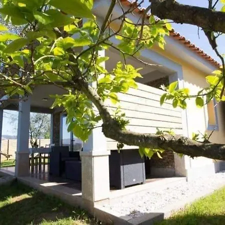 بيت ضيافة Casas Do Paco - كابيسيراس دى باستو